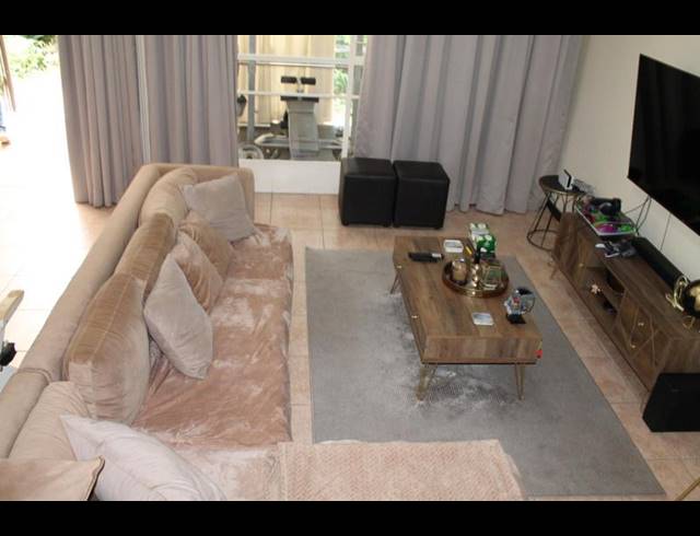 3 BEDROOM DUPLEX FOR SALE IN ST ANDREWS